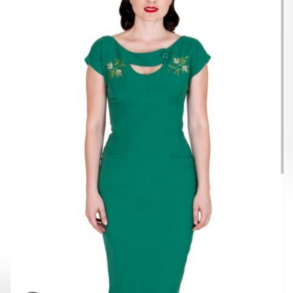 NWT Tatyana green Sierra dress